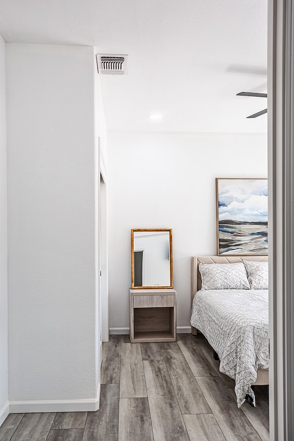 Furnished Room 5 · doorway